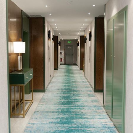 Park Dedeman Almaty Otel Dış mekan fotoğraf